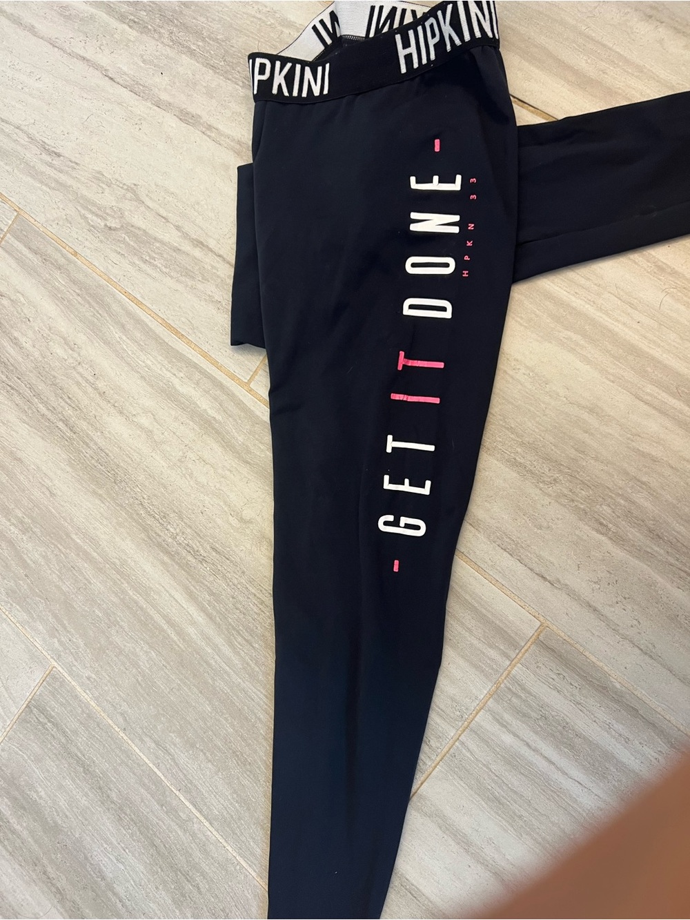 Women's Black 'Get It Done' Active Jeggings with Pink Accents